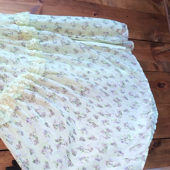 ASOS Light Green Floral Midi Dress - Picture 3 of 5